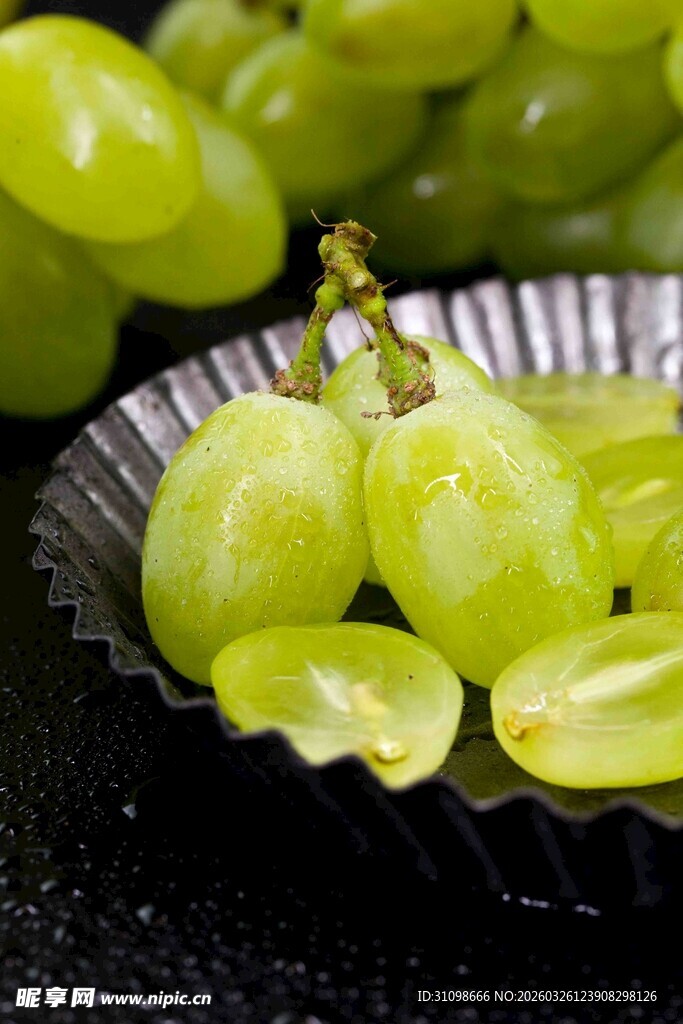 青葡萄特写