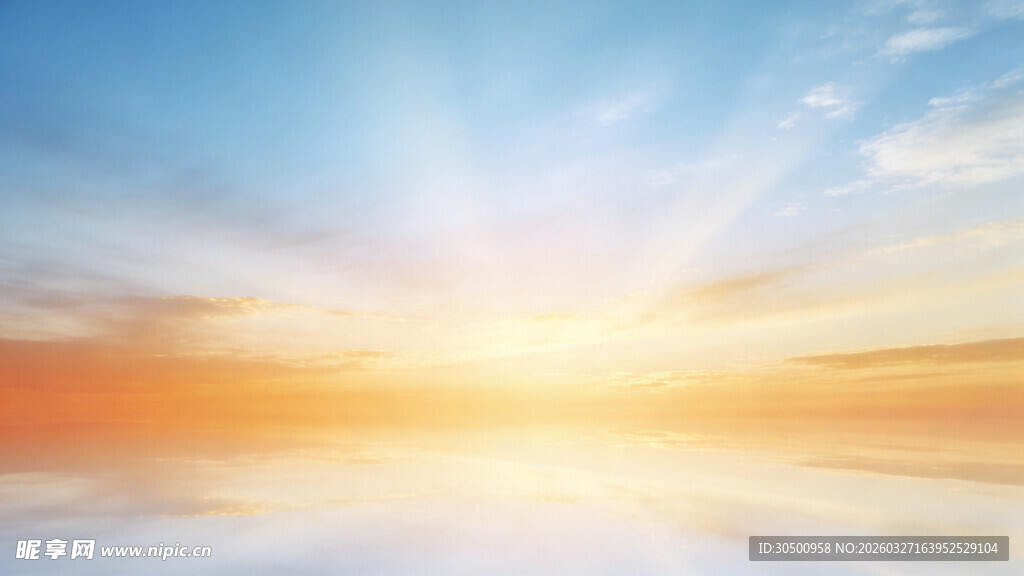 日出时分的绚丽天空美景