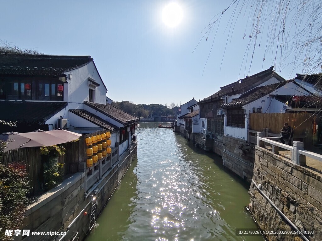 江南水乡古朴河道风景