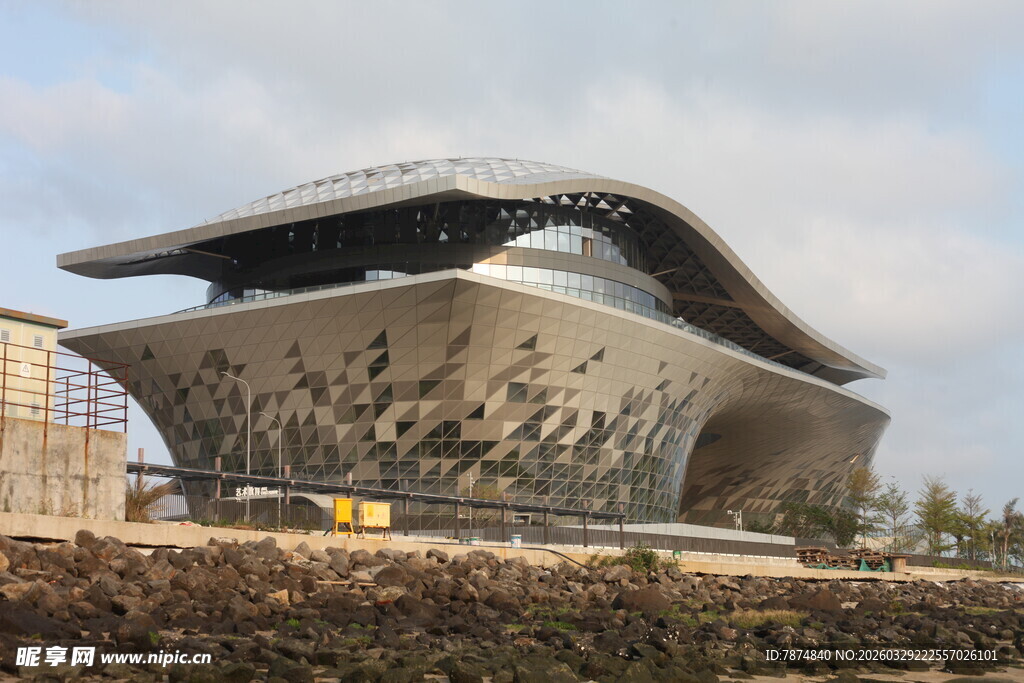 湛江现代风格独特建筑外观