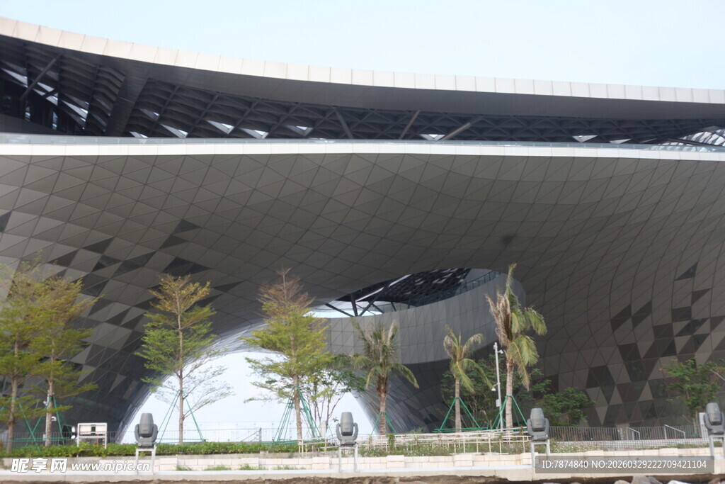 湛江现代风格独特建筑外观