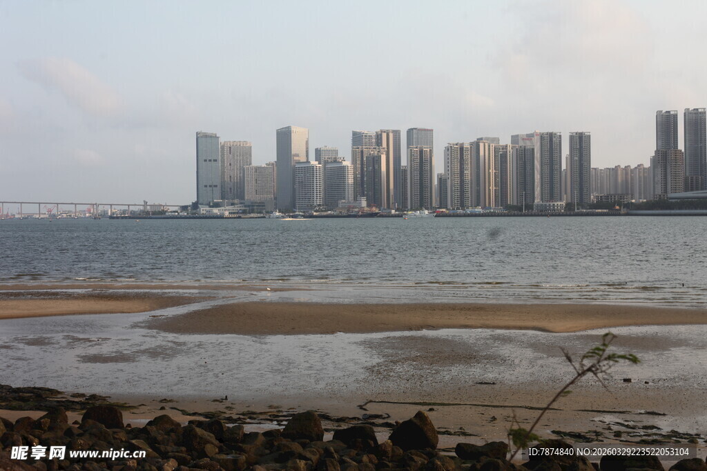 湛江海滨城市天际线景观