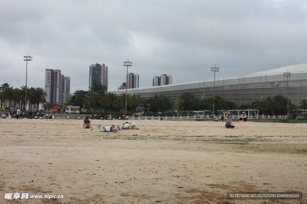 湛江城市沙滩景象