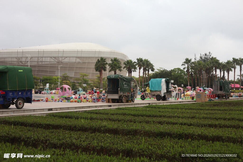 湛江户外广场景观及游乐设施