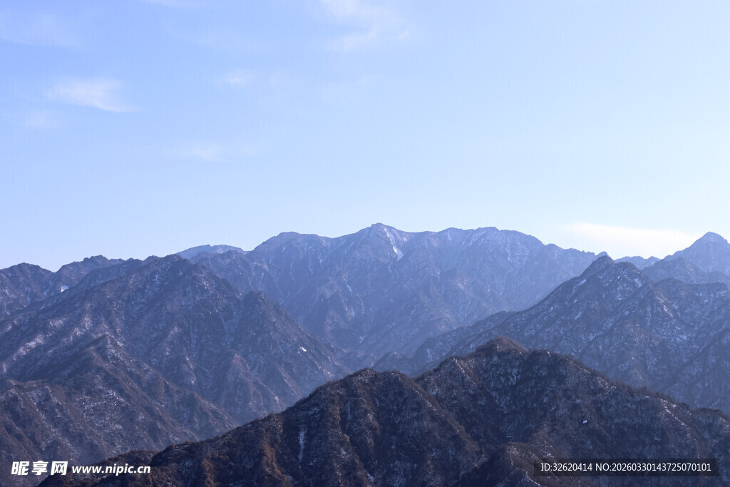 壮丽群山风景