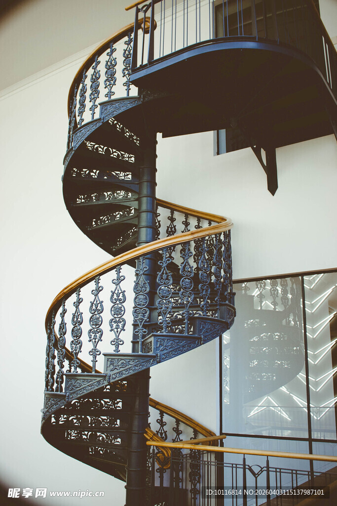 螺旋楼梯