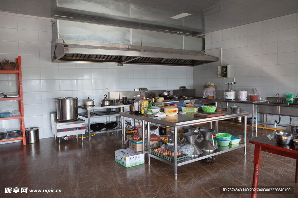 商用厨房设备摆放场景