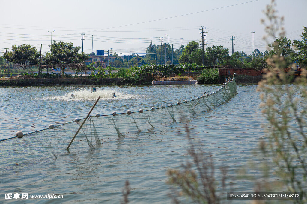 湖畔水上设施景观