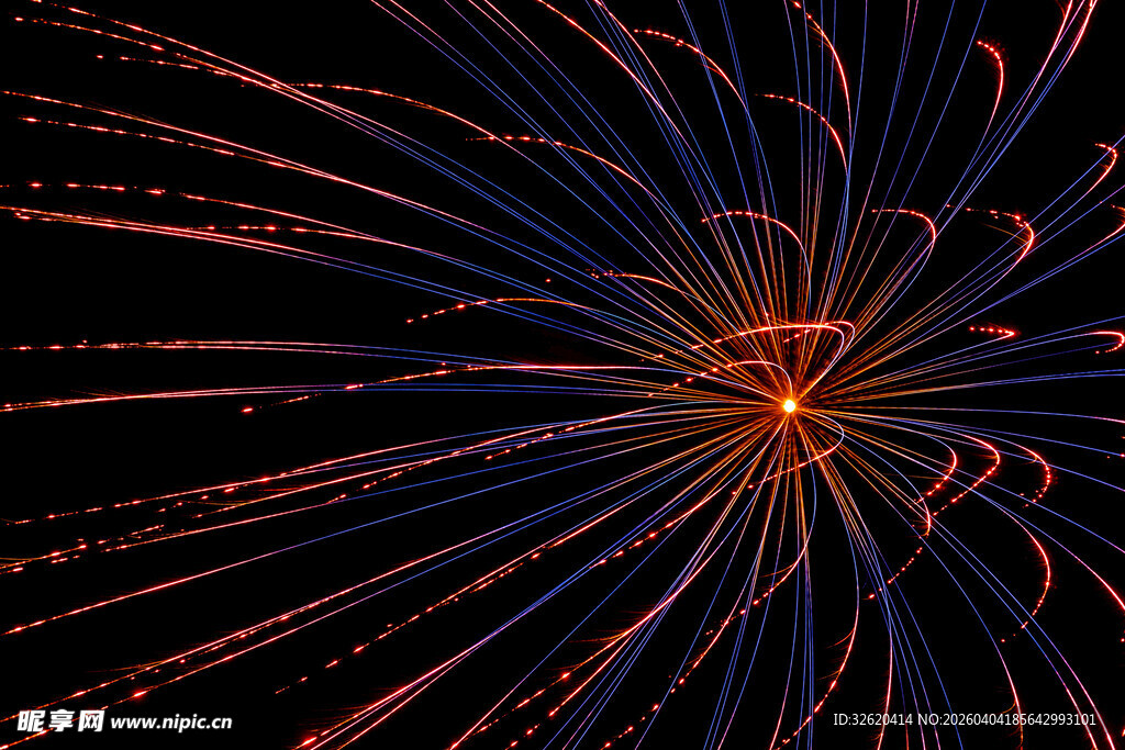 绚丽烟花绽放夜空