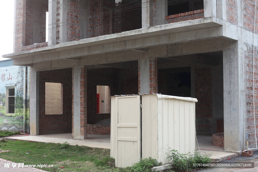 湛江在建两层住宅外观