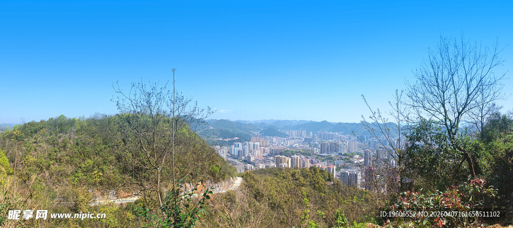 铜仁城区一角