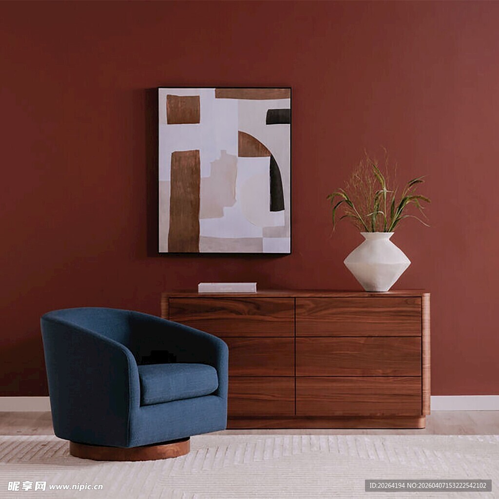 深蓝单人椅搭配棕色边柜