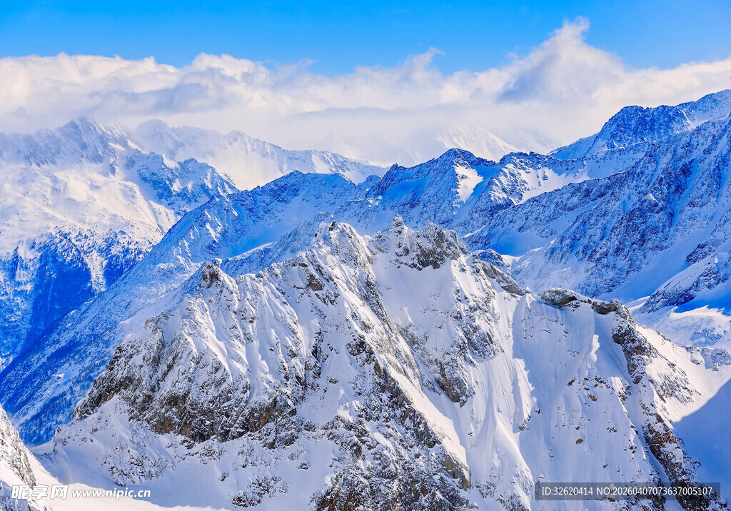 壮丽雪山美景