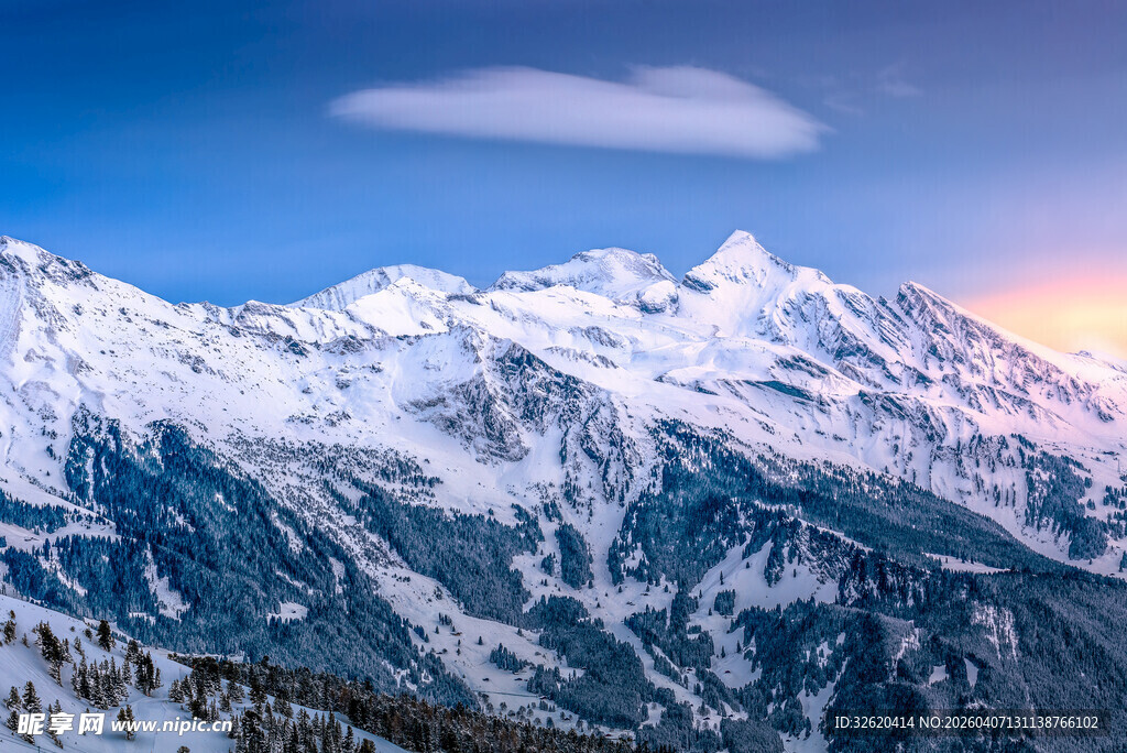 壮丽雪山美景