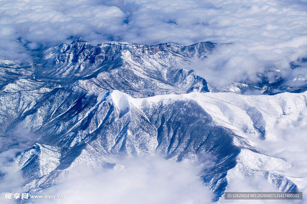 壮丽雪山