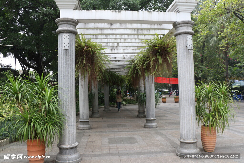 户外石制花架绿植景观