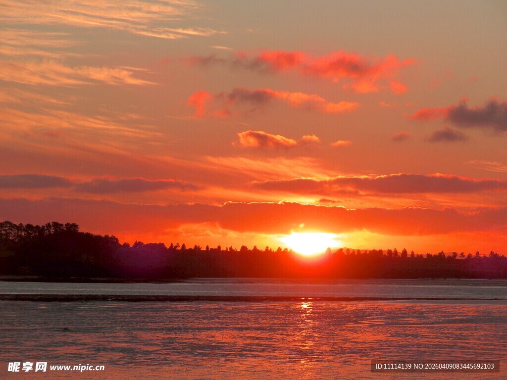 海上壮丽日落美景