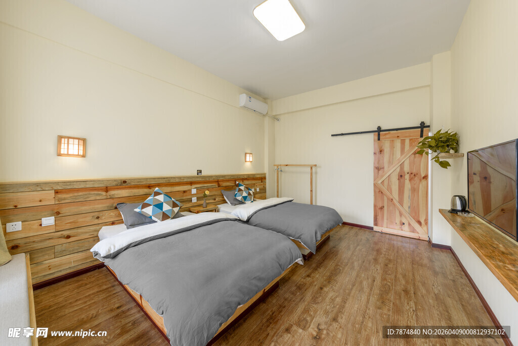 简约温馨双床卧室空间