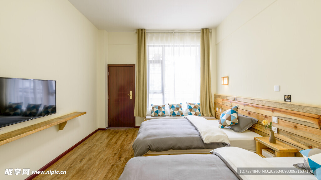 简约温馨的双人卧室空间