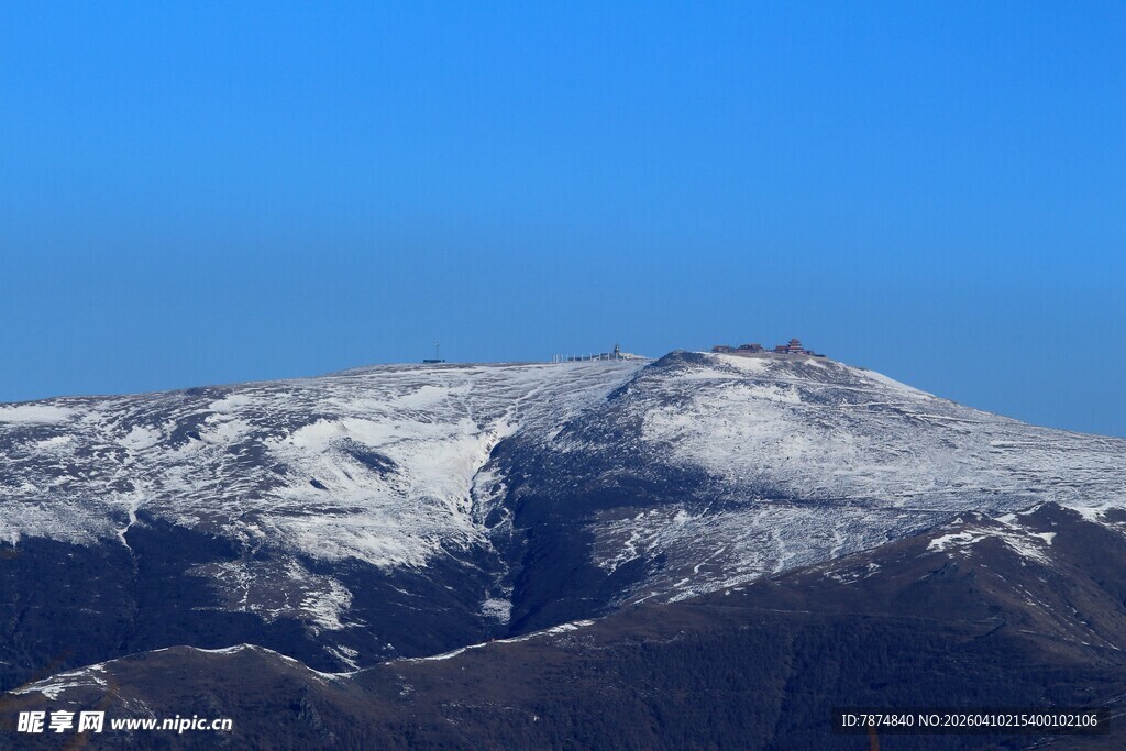 雪山壮丽风光