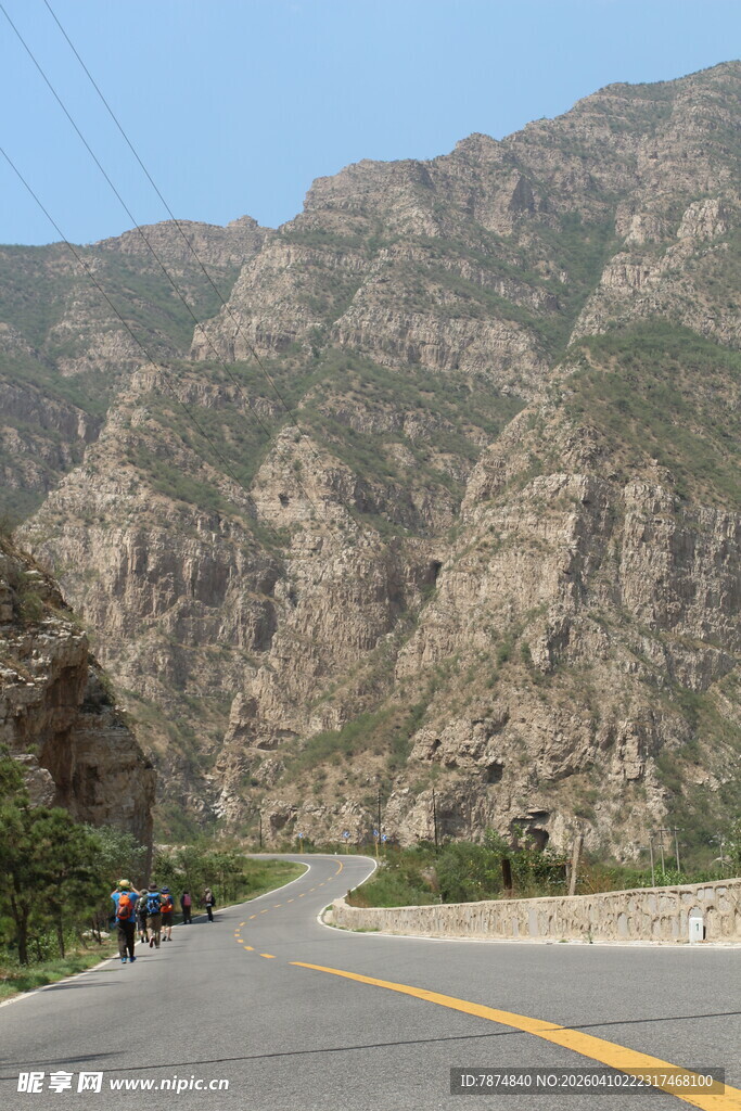 山间公路 开启自驾之旅