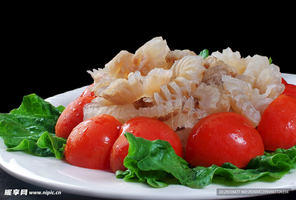 番茄生菜配海鲜炒饭