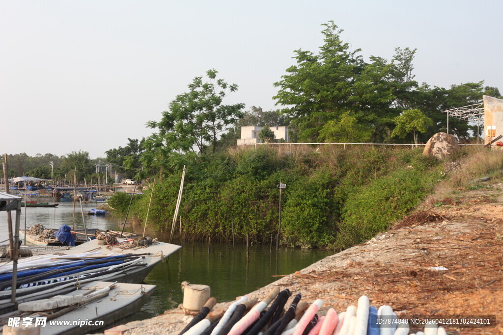 湛江河边停泊场景