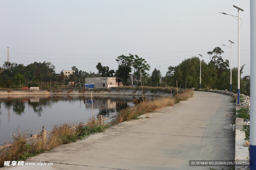 湛江湖畔步道风光
