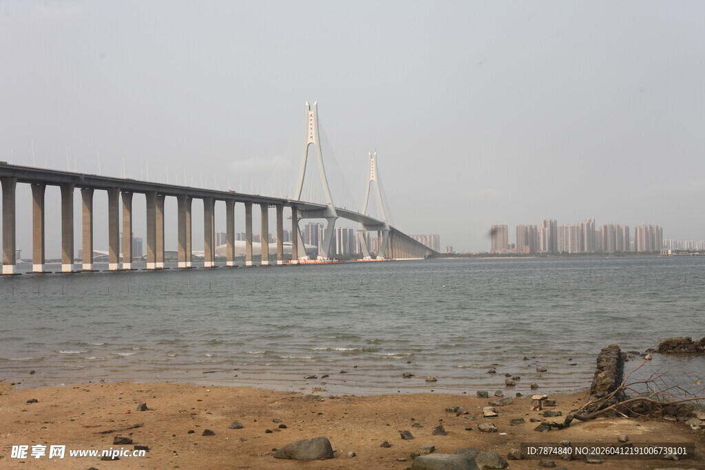 湛江海滨大桥风光