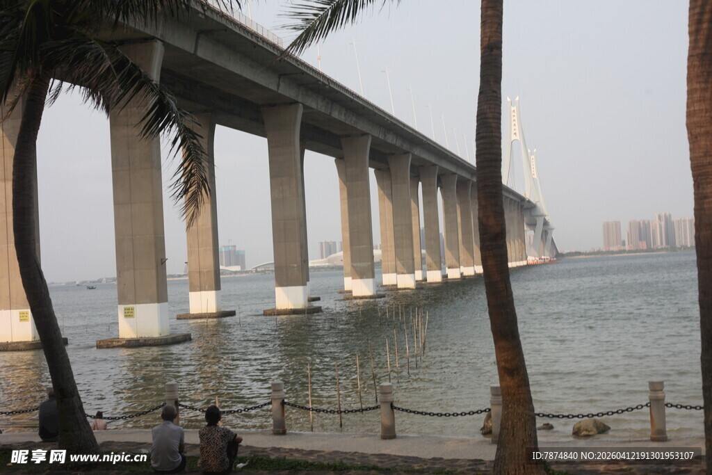 湛江海上大桥壮观景致