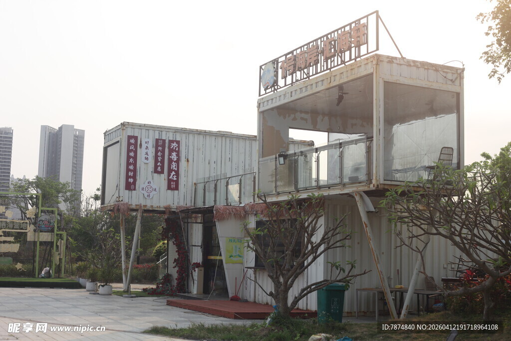 湛江现代风格双层建筑外观