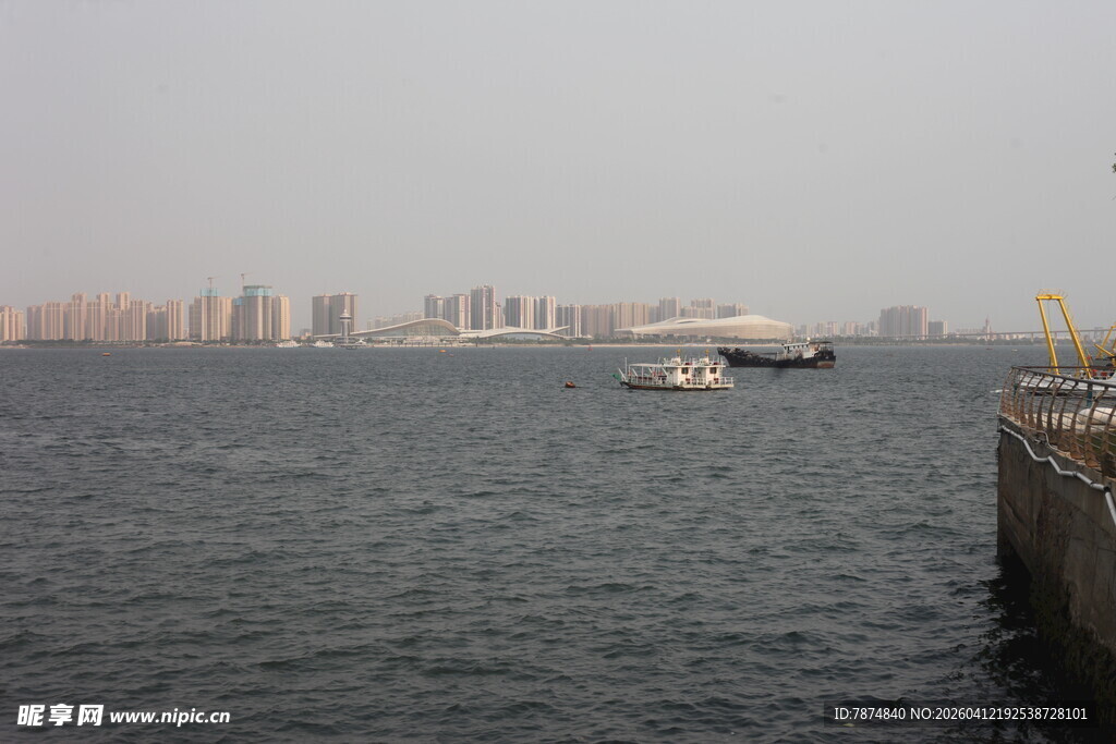 湛江海滨城市海景远眺
