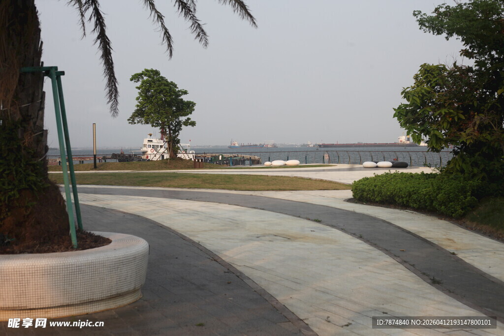 湛江海滨休闲步道景观