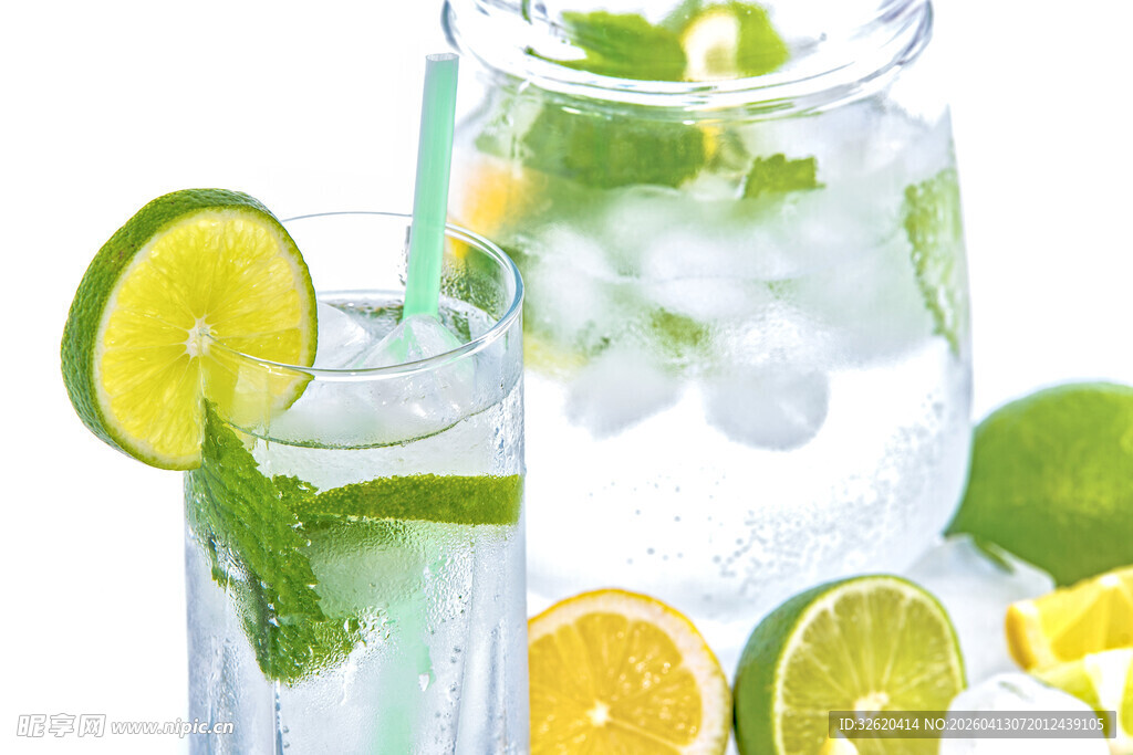 清凉柠檬薄荷冰饮