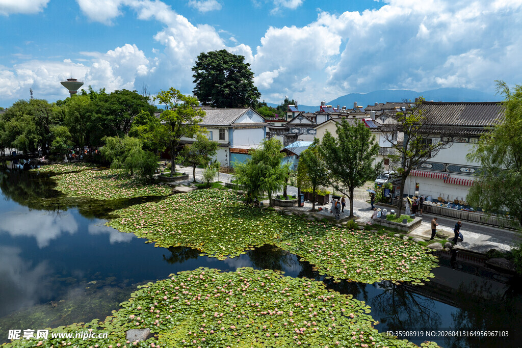 亚洲中国云南大理喜洲古镇风光