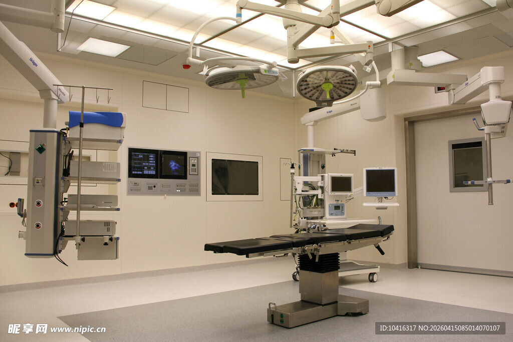 手术室内部场景