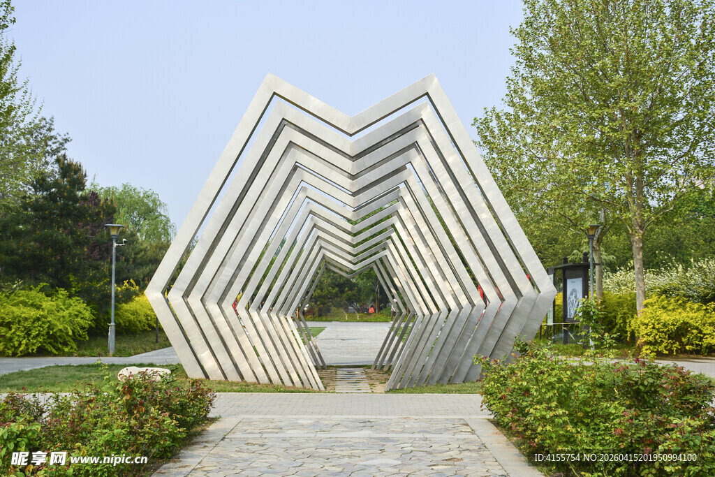 几何造型户外景观雕塑
