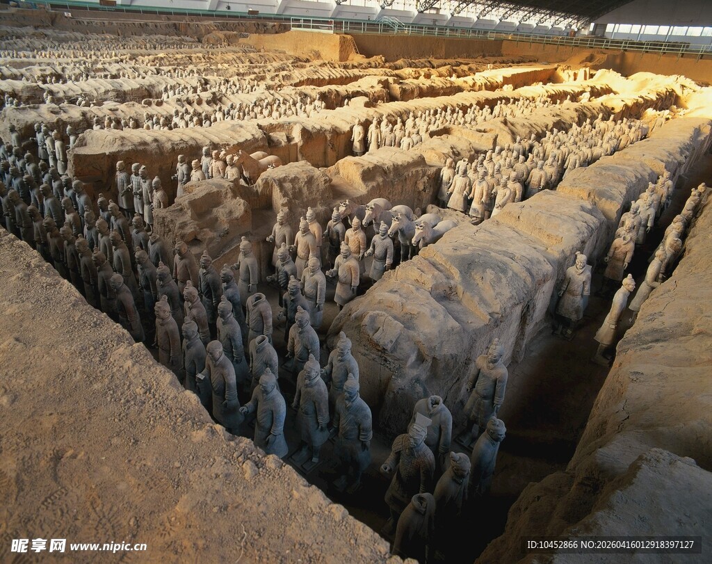 壮观的秦始皇陵兵马俑坑