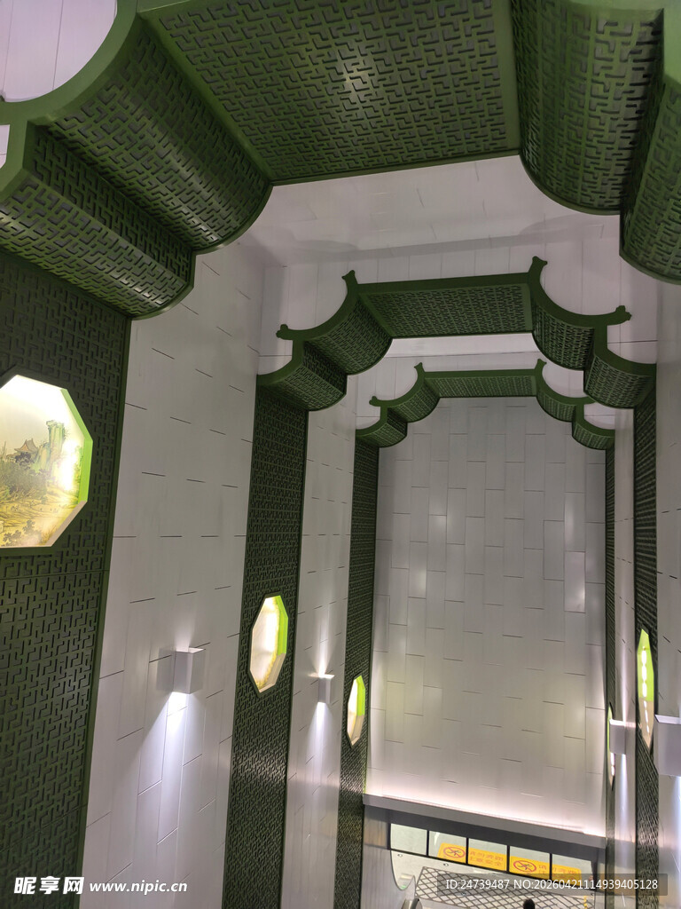 北京地铁的中式建筑