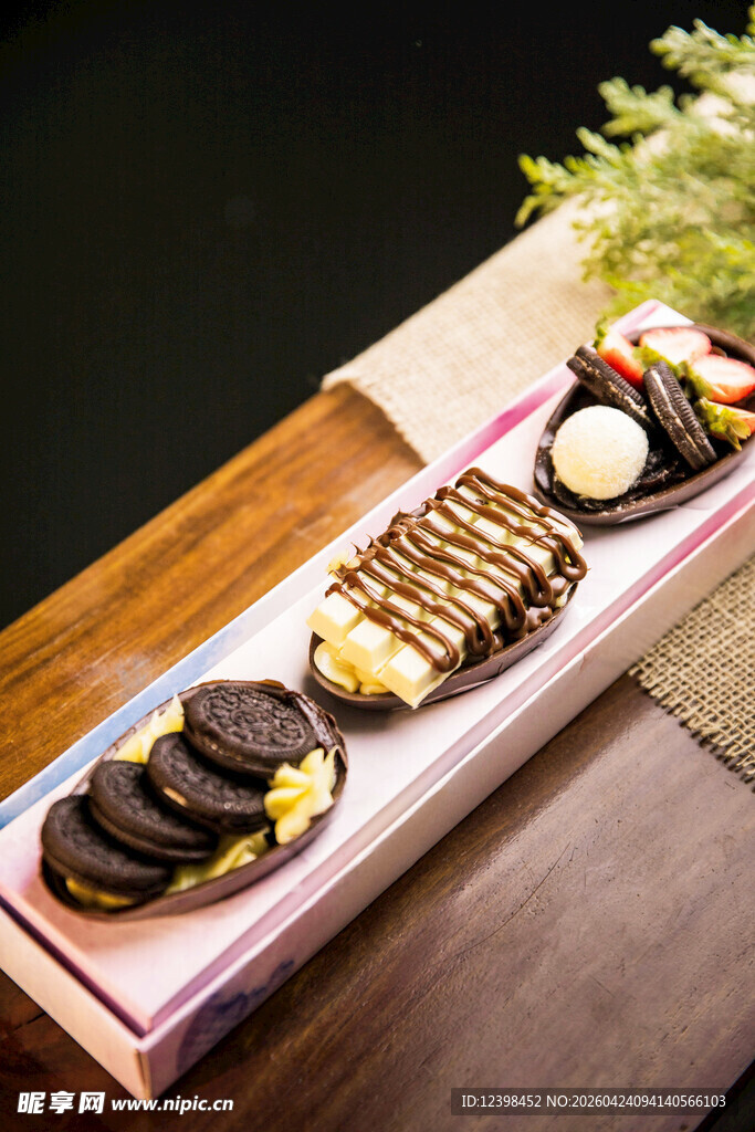 多样美味甜点拼盘