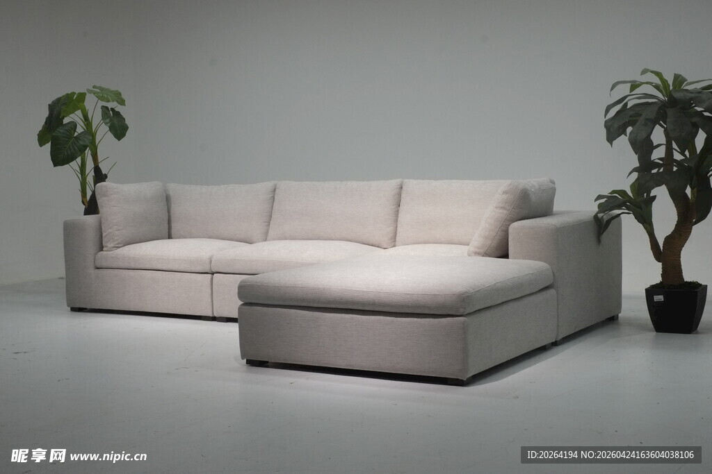 现代简约风格浅色组合沙发