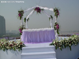 阳光甲板婚礼布置