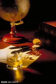 地球仪钢笔怀表 欧式 房地产图片