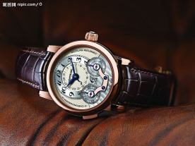 万宝龙  单按钮  计时  表