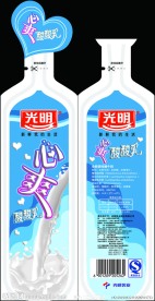 光明酸奶包装