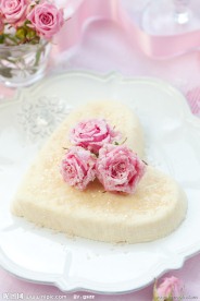 情人节爱心蛋糕玫瑰