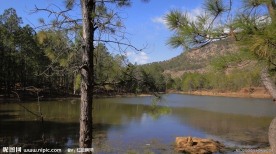茶马古道上的情人湖