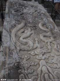 汉白玉龙雕