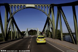 奔驰小排量环保车