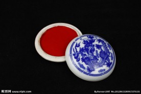 传统龙纹瓷器印泥